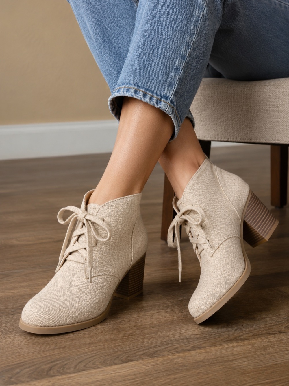 SODA BEIGE LINEN LACE UP BOOTIES size 6.5